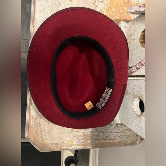 Goorin Bros Wool Burgundy Feathered Embellished Fedora Hat Size Small VTG - Picture 7 of 8